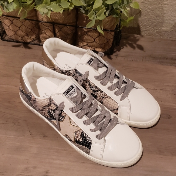 Vintage Havana Bianca Snake Sneakers - Picture 6 of 6